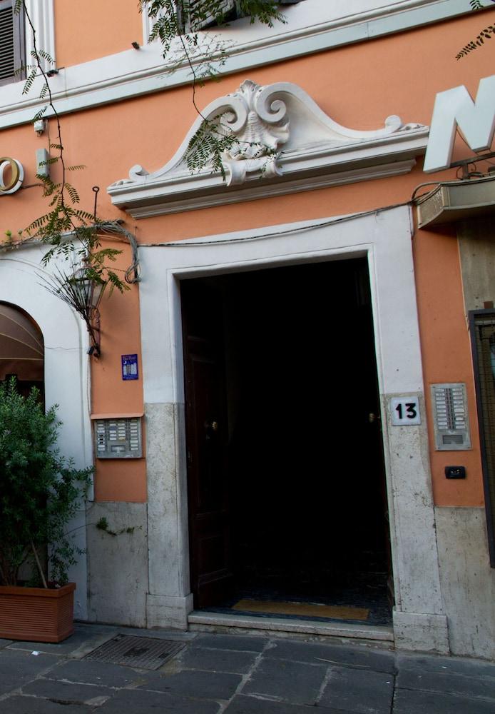 Gaudi Guesthouse Roma Exterior foto